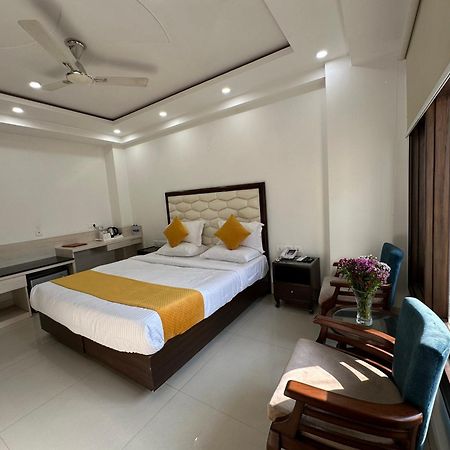 Lemon Green Residency - Hotel And Serviced Apartments Nuova Delhi Esterno foto