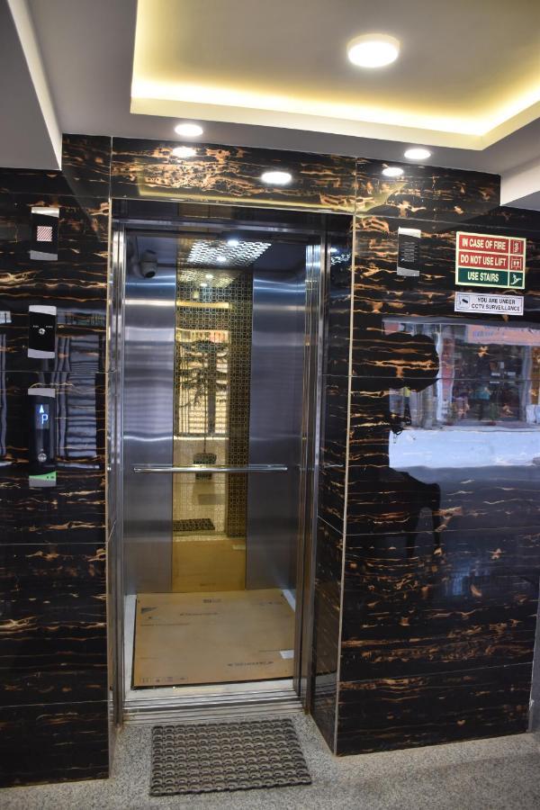 Lemon Green Residency - Hotel And Serviced Apartments Nuova Delhi Esterno foto