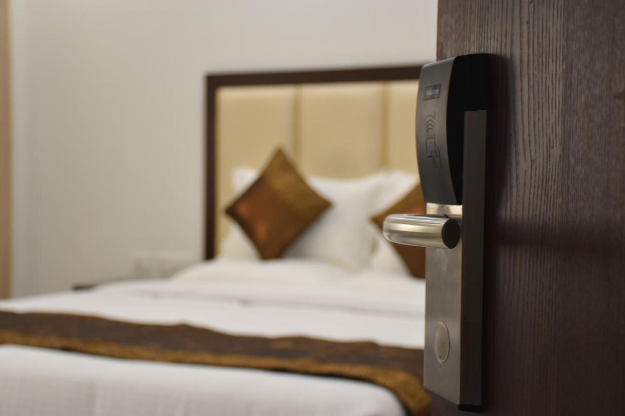 Lemon Green Residency - Hotel And Serviced Apartments Nuova Delhi Esterno foto