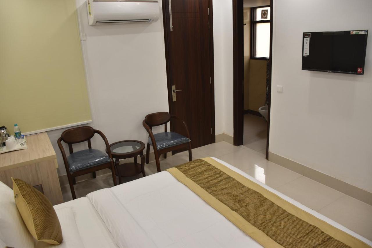 Lemon Green Residency - Hotel And Serviced Apartments Nuova Delhi Esterno foto