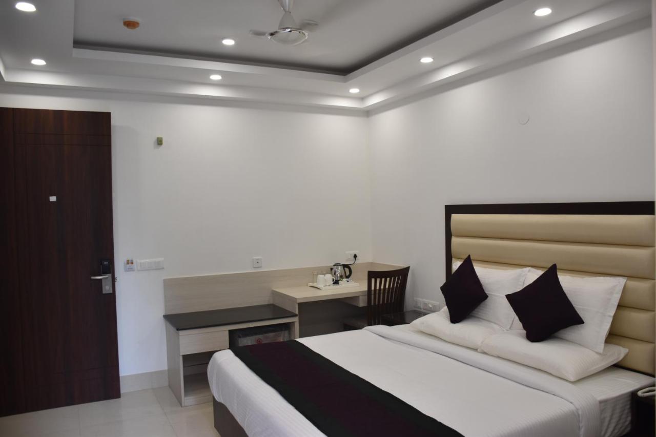 Lemon Green Residency - Hotel And Serviced Apartments Nuova Delhi Esterno foto