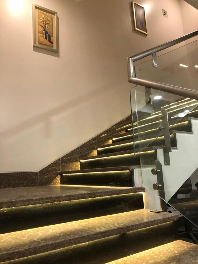 Lemon Green Residency - Hotel And Serviced Apartments Nuova Delhi Esterno foto